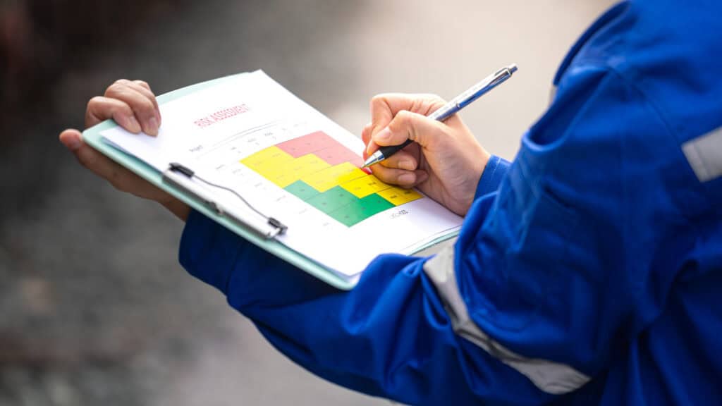 Evaluation of a comparative safety assessment approach for products in the SSbD context